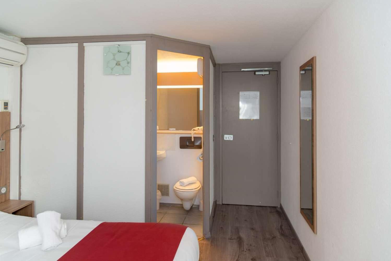 Brit Hotel Plaisance A9/A61 Narbonne Exteriér fotografie