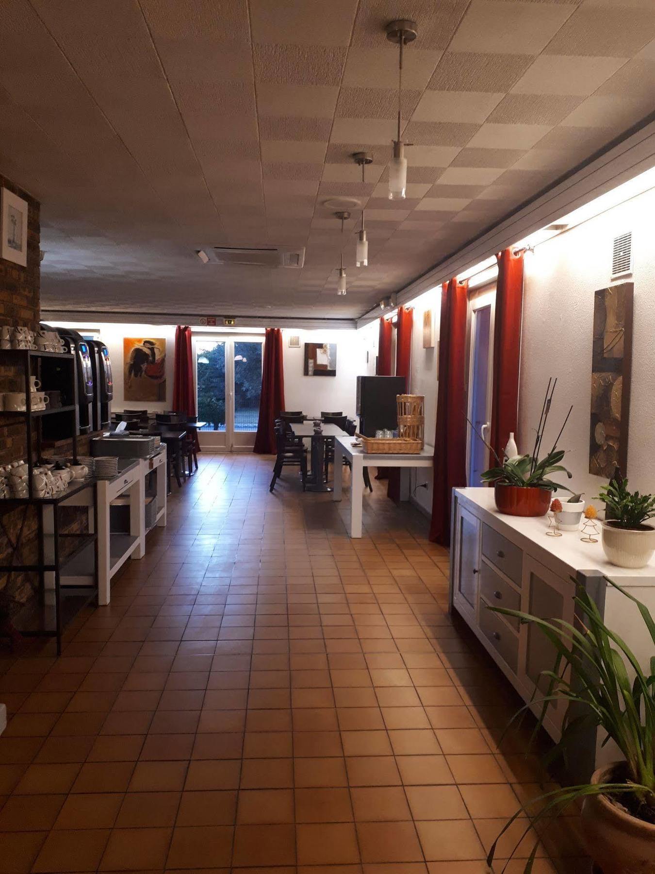 Brit Hotel Plaisance A9/A61 Narbonne Exteriér fotografie