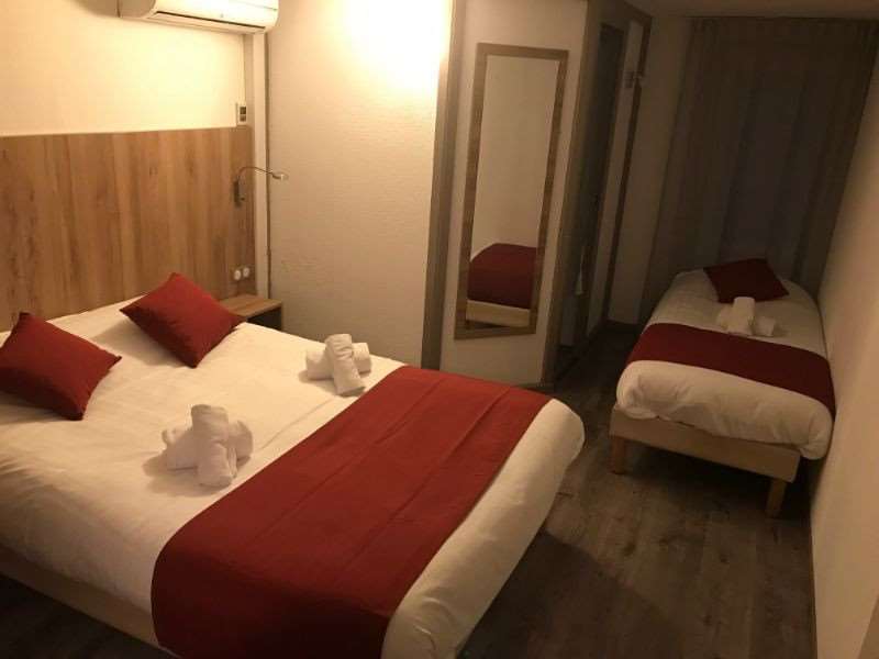 Brit Hotel Plaisance A9/A61 Narbonne Pokoj fotografie